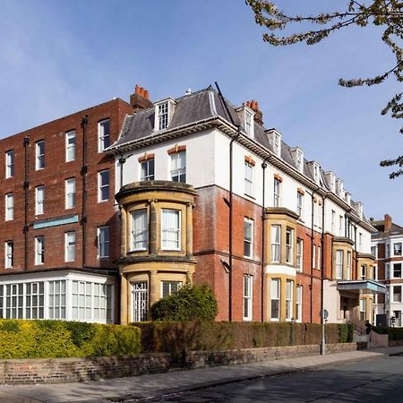 The Caledonian New Southlands Hotel 스카버러 외부 사진